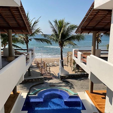 לינה וארוחת בוקר טרונקונס Casa Faro מראה חיצוני תמונה